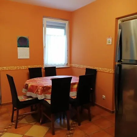 Anna Vendeghaz Appartement *